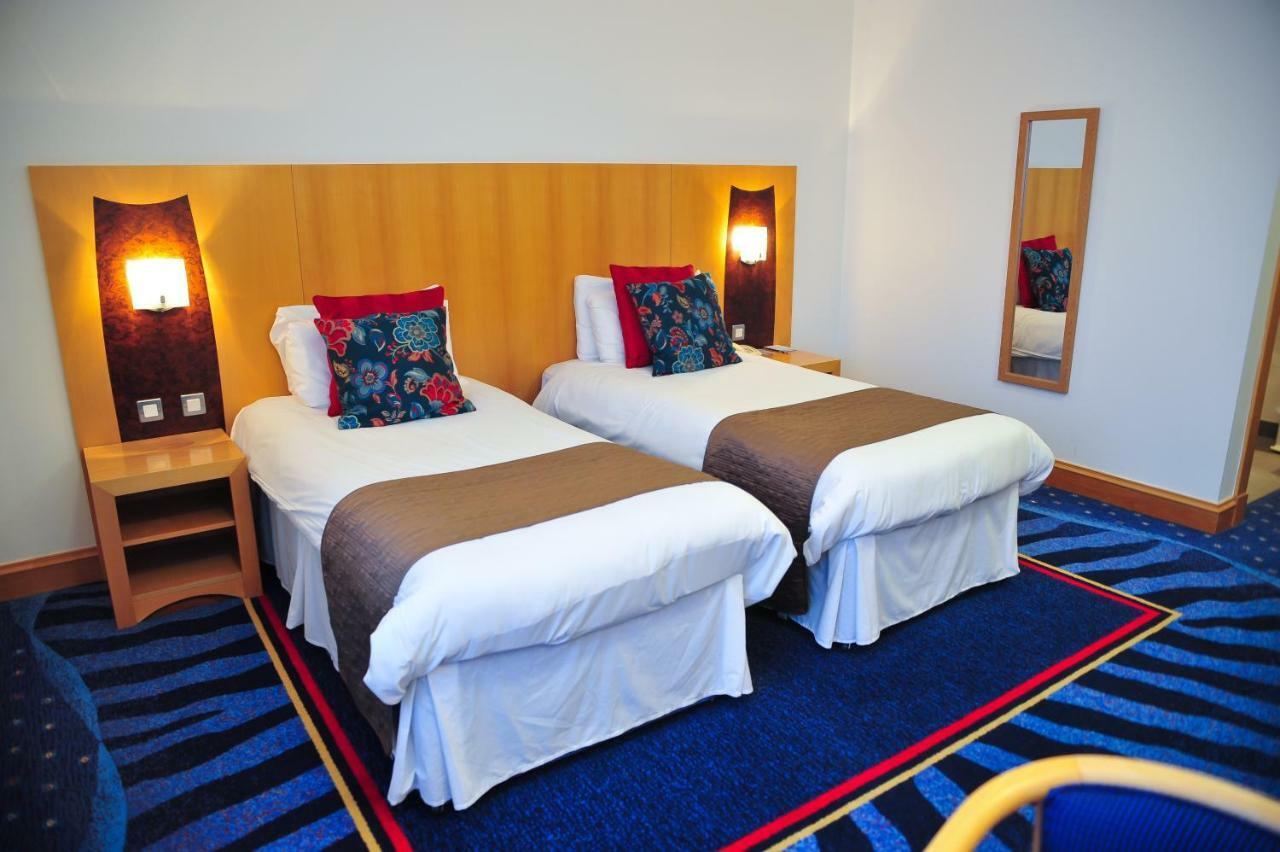 The Park Hotel Kilmarnock Eksteriør billede